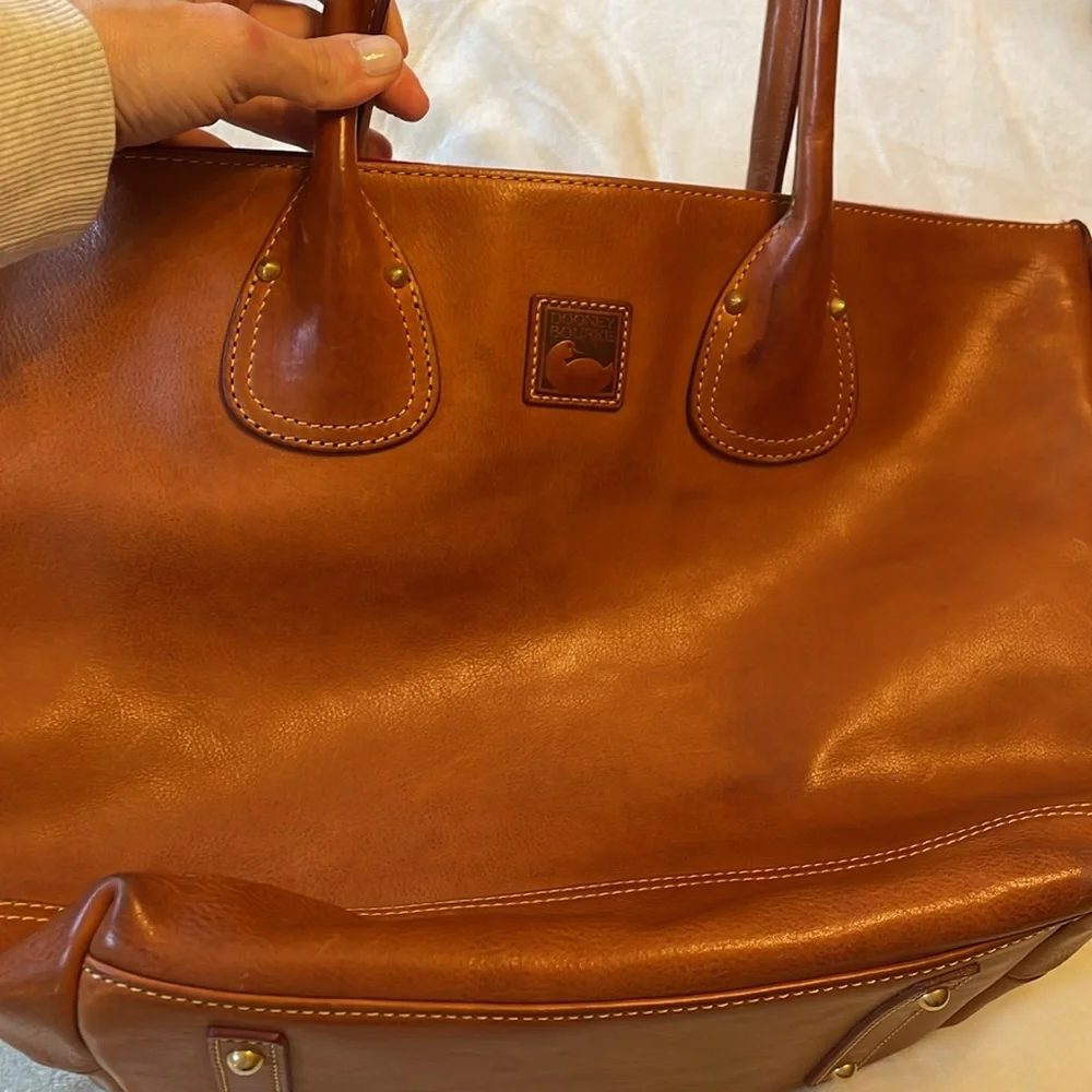 Dooney & Bourke leather handbag - Picture 2 of 9